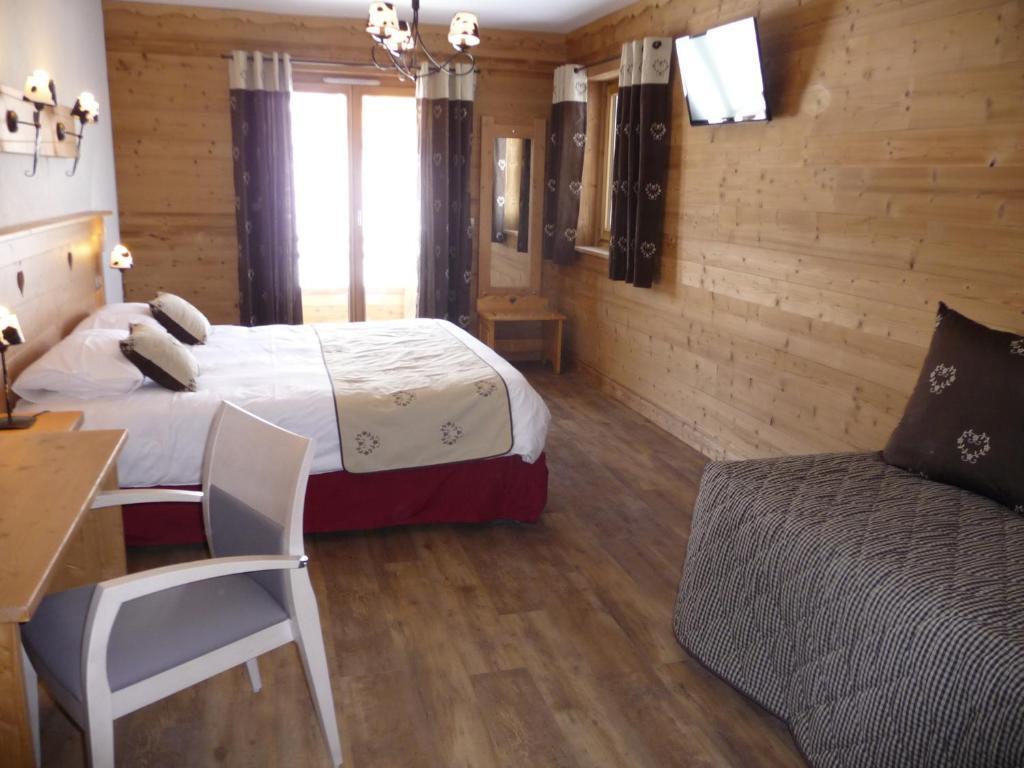 Chalet-Hotel Le Beausoleil, The Originals Relais Fontcouverte-la-Toussuire 객실 사진